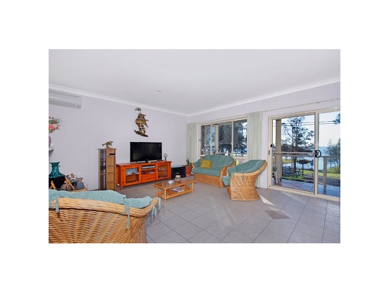 31 Lucinda Avenue, Killarney Vale NSW 2261