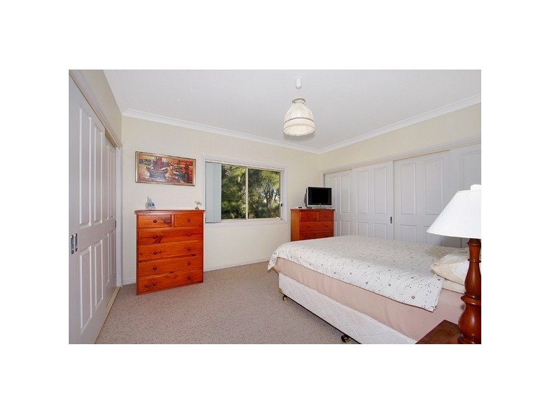31 Lucinda Avenue, Killarney Vale NSW 2261
