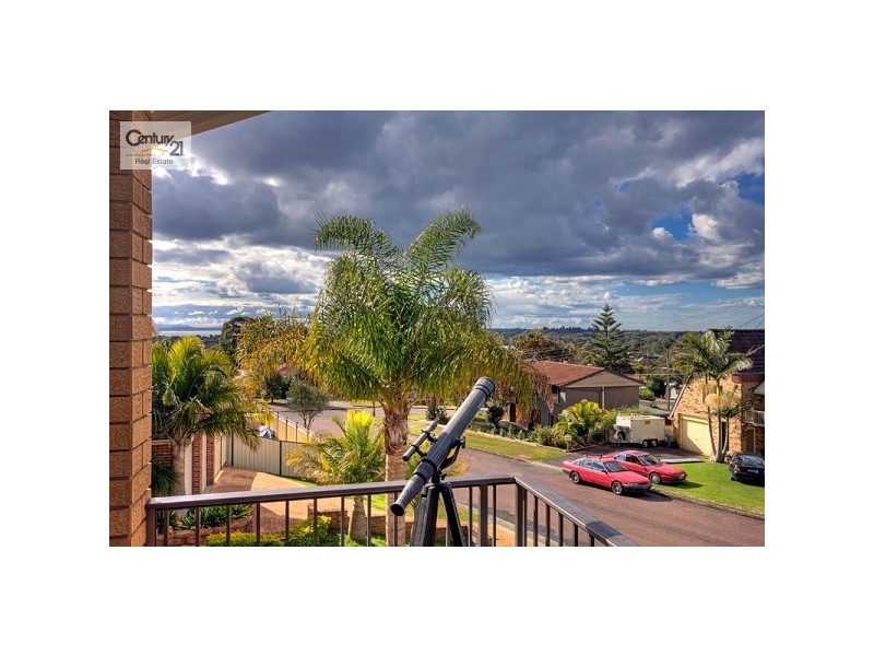 5 Vista Parade, Bateau Bay NSW 2261