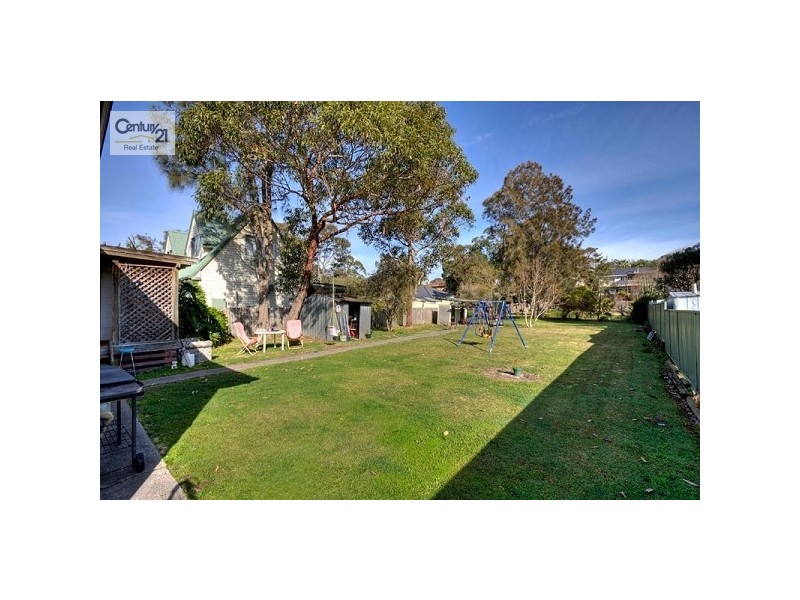 48 Sabrina Avenue, Bateau Bay NSW 2261