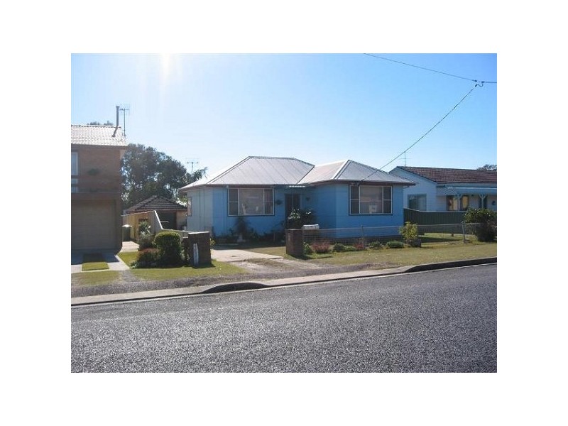 84 McLachlan Avenue, Shelly Beach NSW 2261