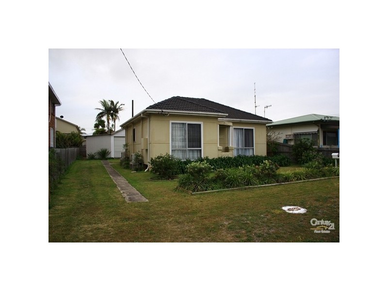 12 Manly Parade, The Entrance North NSW 2261