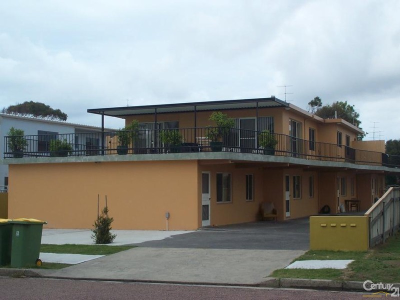 1/11 Yamba Street, The Entrance NSW 2261