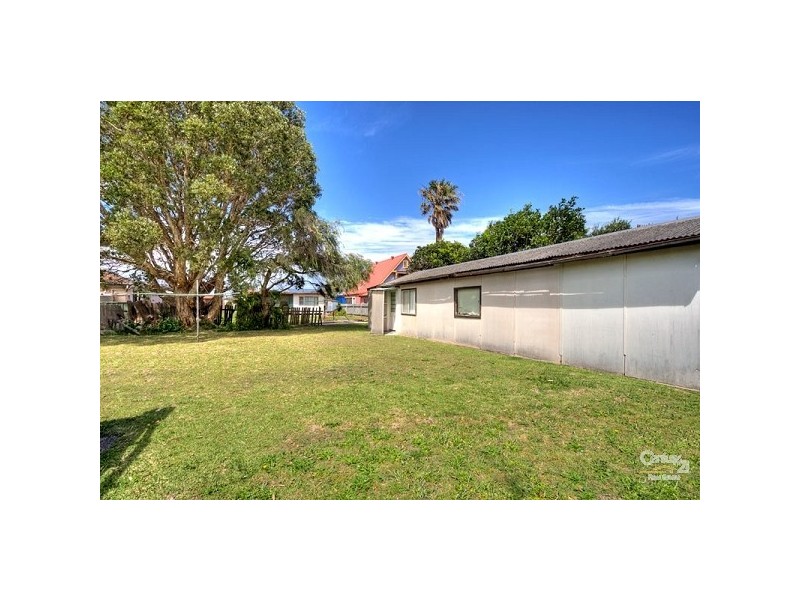 31 Bondi Road, The Entrance North NSW 2261