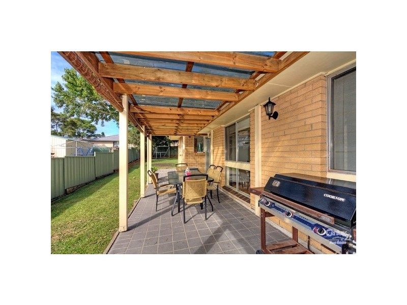 1 Marlowe Road, Bateau Bay NSW 2261