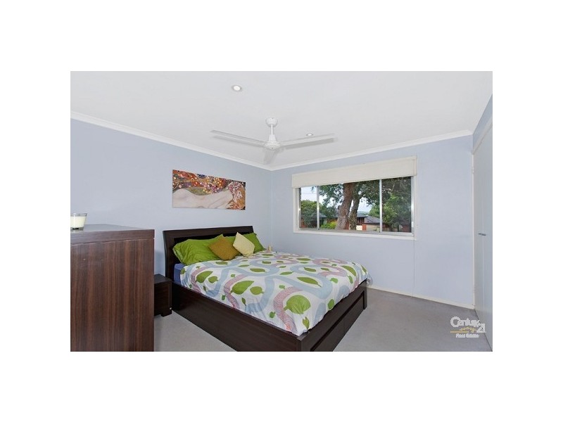 1 Marlowe Road, Bateau Bay NSW 2261