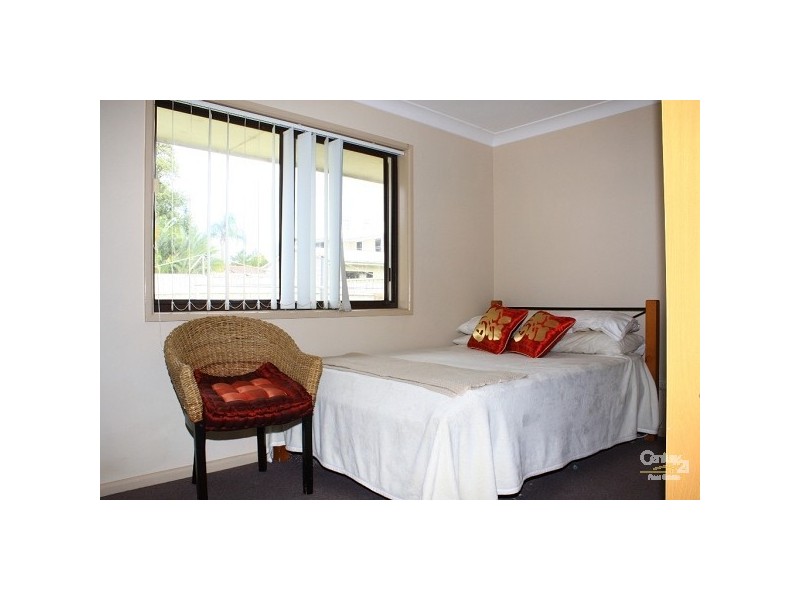 1/1 Papala Avenue, Bateau Bay NSW 2261