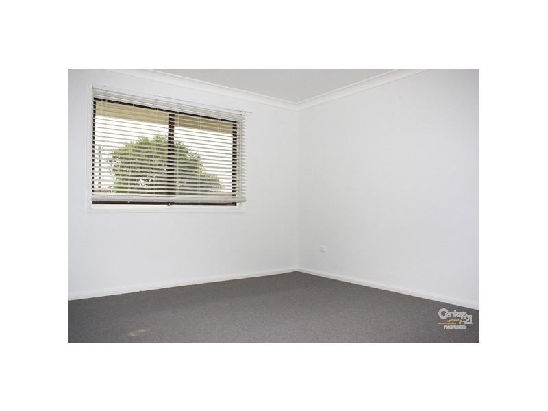 2-1 Papala Avenue, Bateau Bay NSW 2261