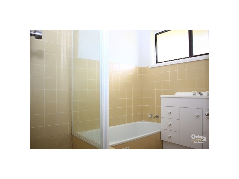 2-1 Papala Avenue, Bateau Bay NSW 2261