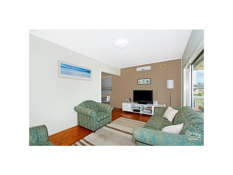 42 Tasman Avenue, Killarney Vale NSW 2261