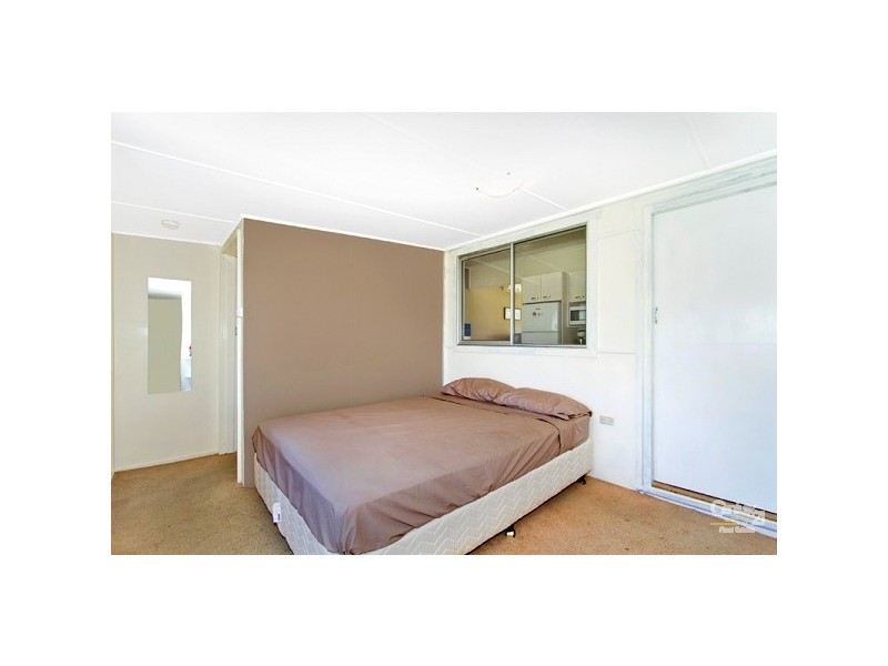 42 Tasman Avenue, Killarney Vale NSW 2261