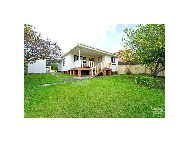 25 McGirr Avenue, The Entrance NSW 2261