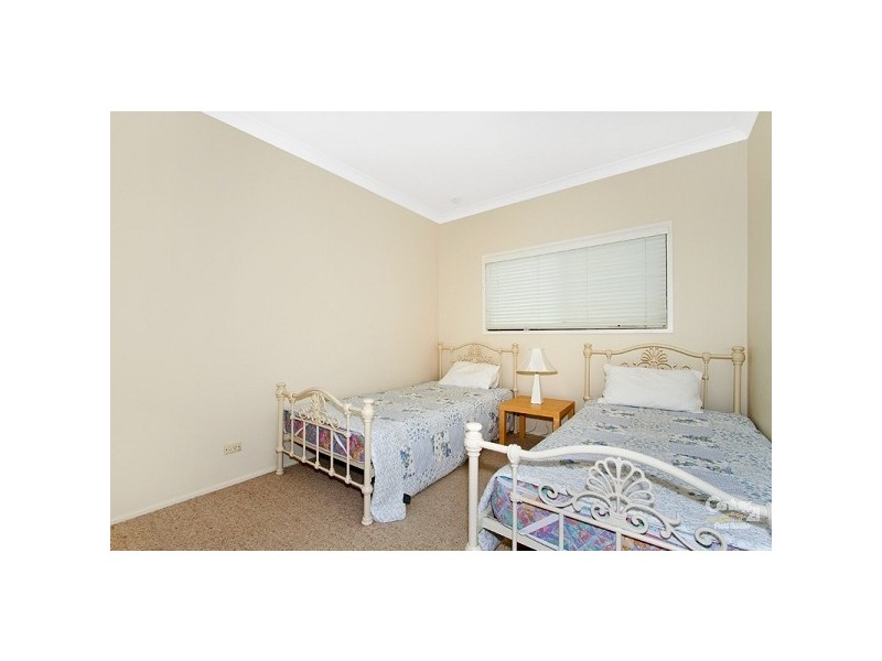 25 McGirr Avenue, The Entrance NSW 2261