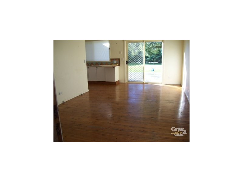 22 Bondi Rd, The Entrance North NSW 2261