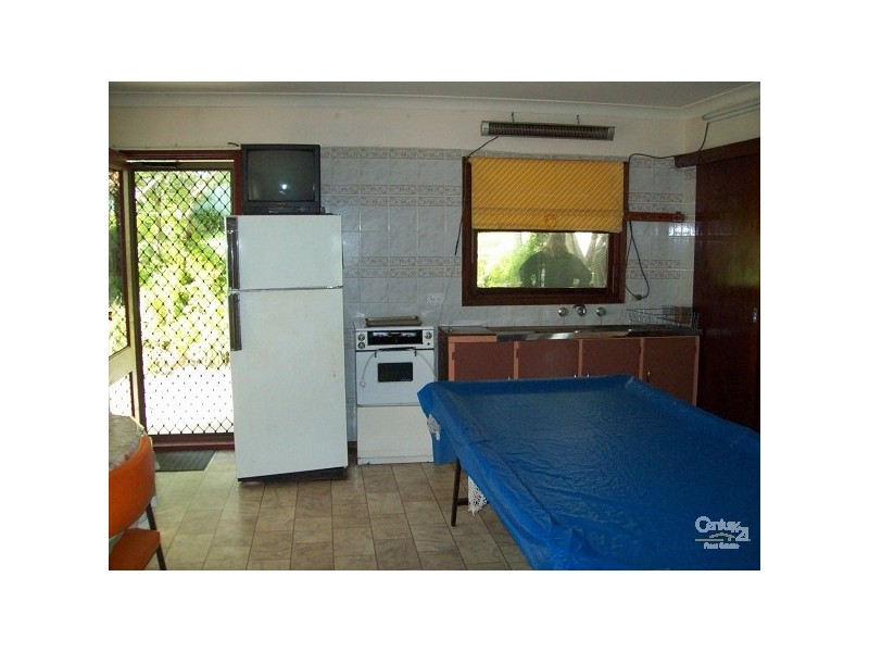 2 LORD ST, Shelly Beach NSW 2261