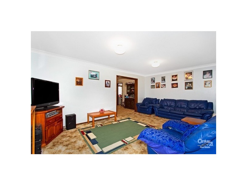 89 Brooke Ave, Killarney Vale NSW 2261