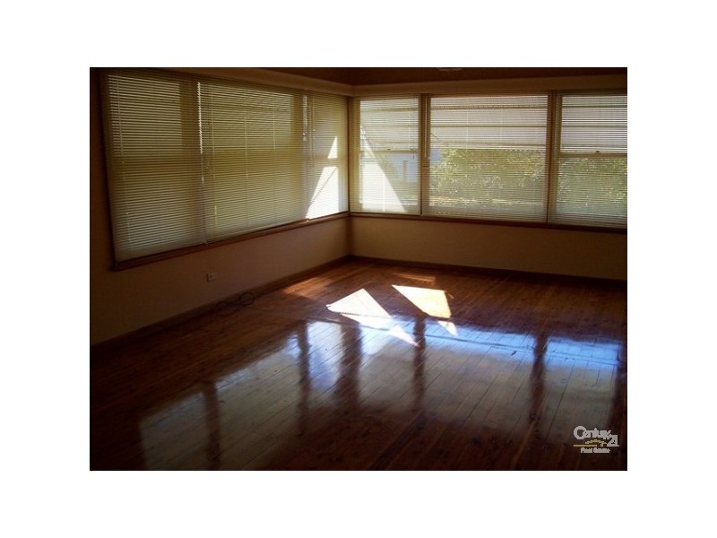 129 Elsiemer Street, Toowoon Bay NSW 2261