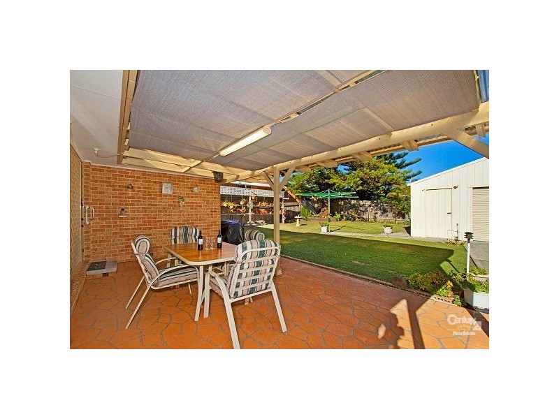 17 Warrigal Street, The Entrance NSW 2261
