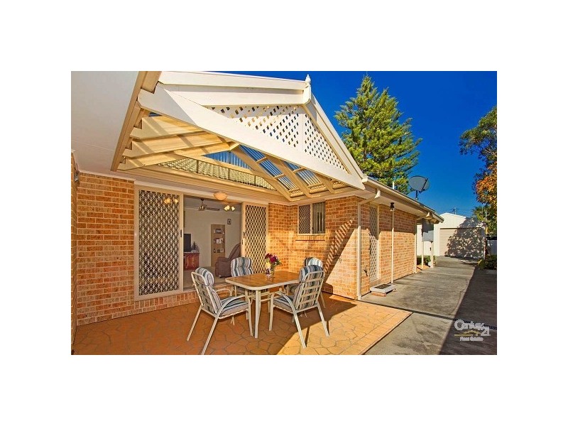17 Warrigal Street, The Entrance NSW 2261