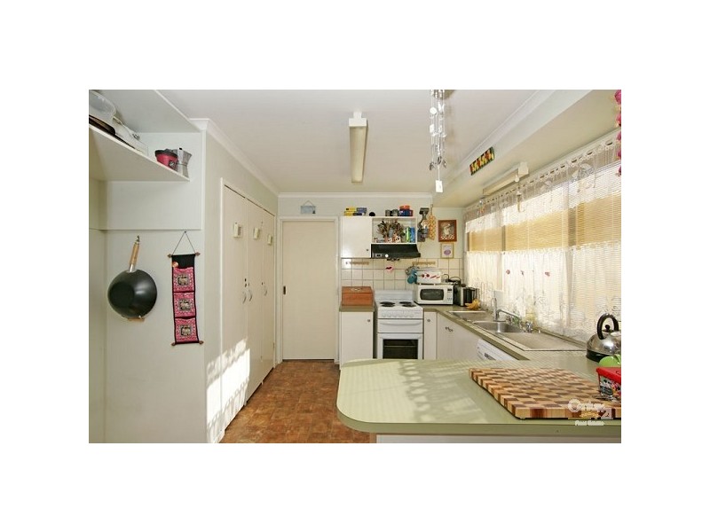 2 Parkview Place, Bateau Bay NSW 2261