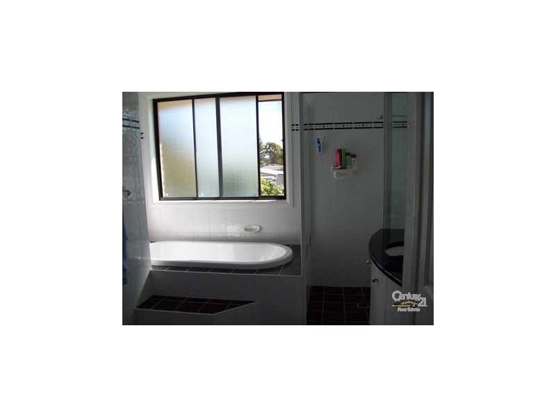 2/17 BELLEVUE ST, Shelly Beach NSW 2261