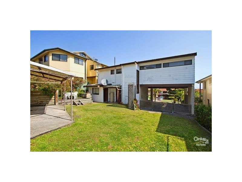 7 Lavinia Street, Forresters Beach NSW 2260