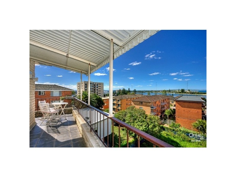 3/12 Bayview Avenue, The Entrance NSW 2261