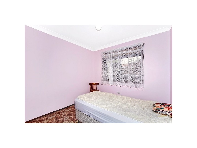 111 Kerry Crescent, Berkeley Vale NSW 2261