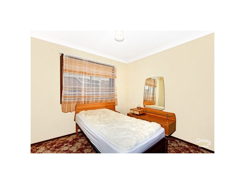 111 Kerry Crescent, Berkeley Vale NSW 2261