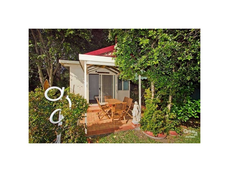 111 Kerry Crescent, Berkeley Vale NSW 2261