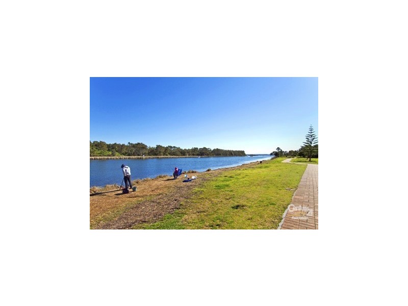 35 Bondi Road The Entrance North, The Entrance North NSW 2261