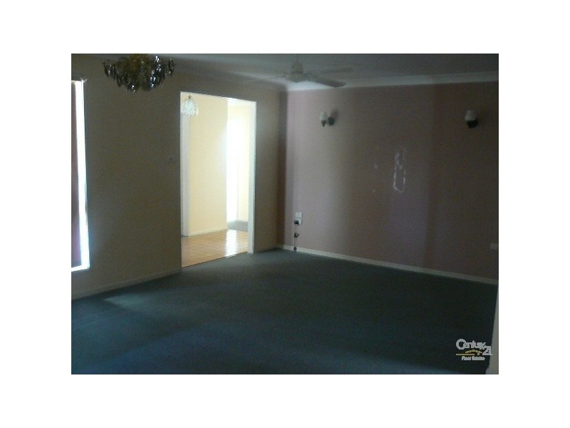 18 Ruskin Row, Killarney Vale NSW 2261