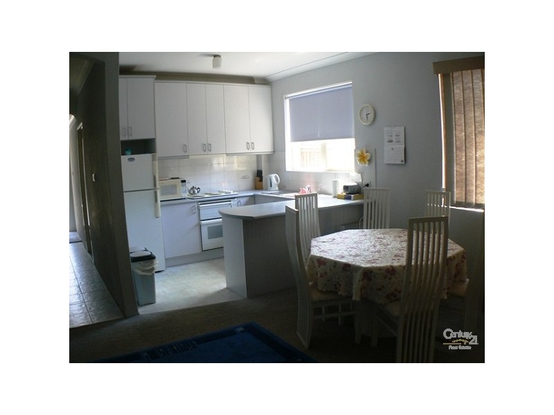 3/13 CHARLTON AVE, Blue Bay NSW 2261