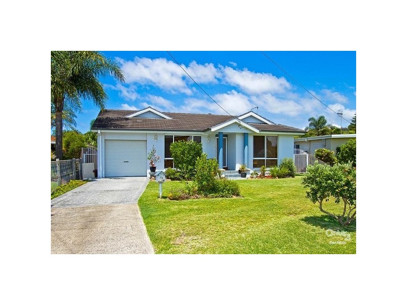 15 Elewa Avenue, Bateau Bay NSW 2261