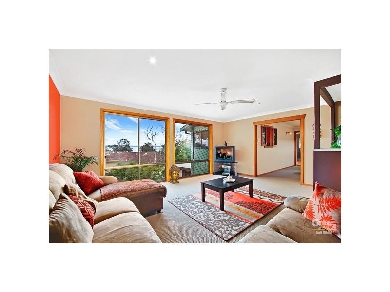 39 Gordon Road, Long Jetty NSW 2261