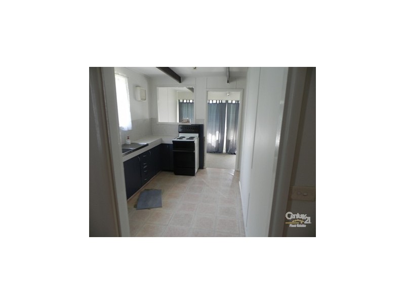 65 Lakedge Ave, Berkeley Vale NSW 2261