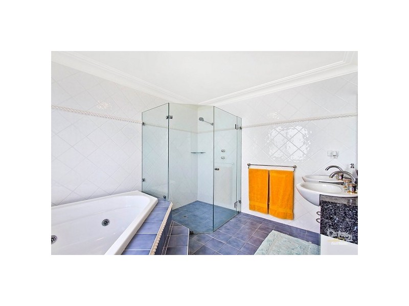 4/118 Ocean Parade, Blue Bay NSW 2261