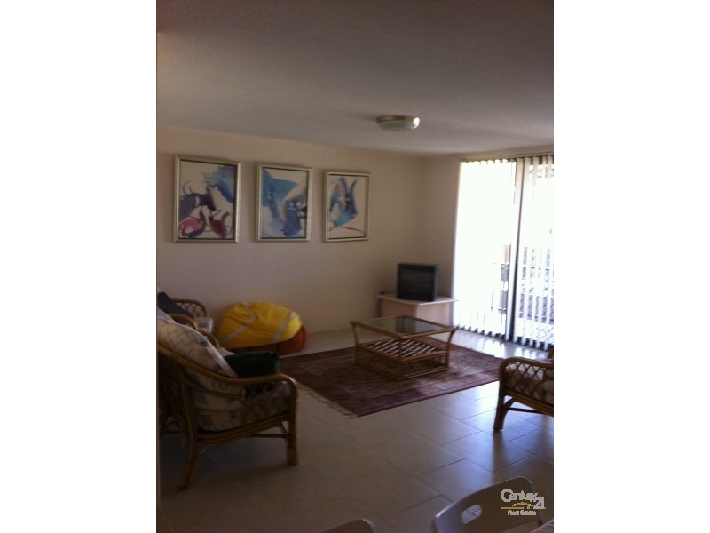 2/10 Ozone Street, The Entrance NSW 2261