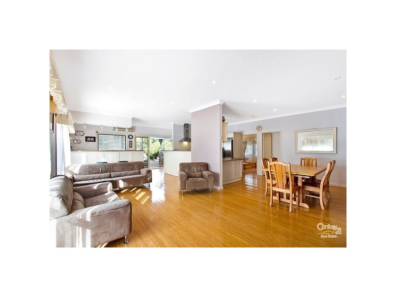 10 McLean Street, Killarney Vale NSW 2261