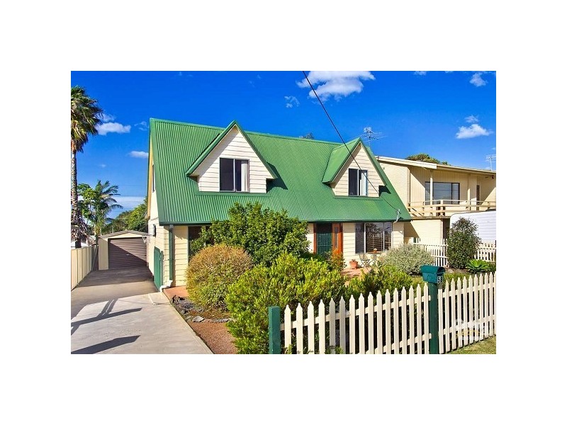 58 Dampier Blvd, Killarney Vale NSW 2261