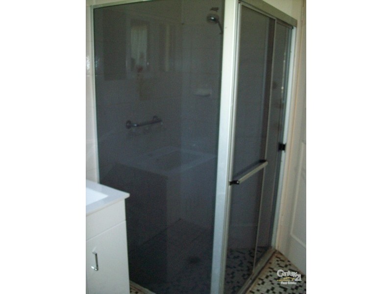 1 The Peninsular, Killarney Vale NSW 2261