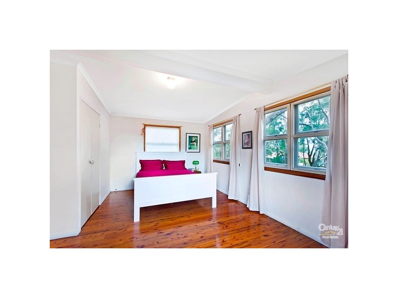 23 Hilltop Street, Bateau Bay NSW 2261