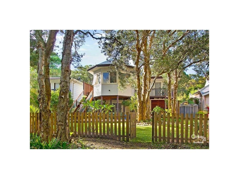 5 Peter Avenue, Forresters Beach NSW 2260