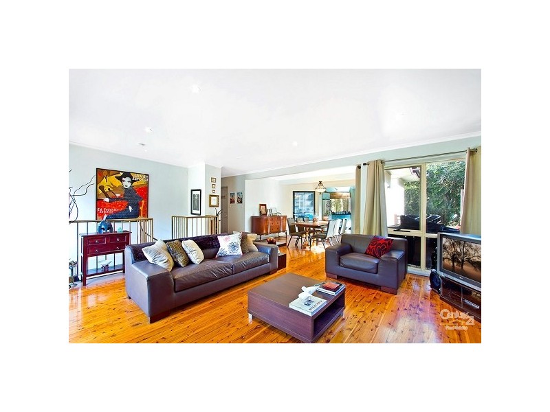 5 Peter Avenue, Forresters Beach NSW 2260