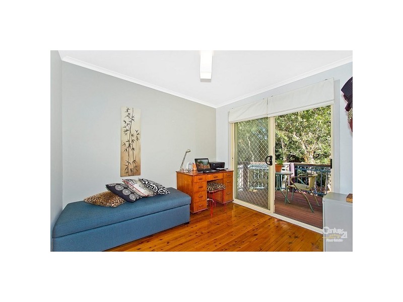 5 Peter Avenue, Forresters Beach NSW 2260