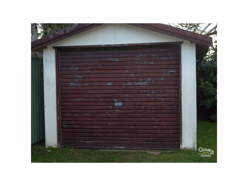 951 THE ENTRANCE RD, Forresters Beach NSW 2260