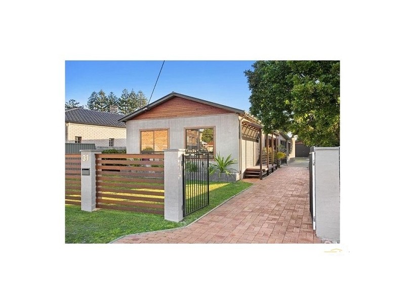 31 Benelong St, The Entrance NSW 2261