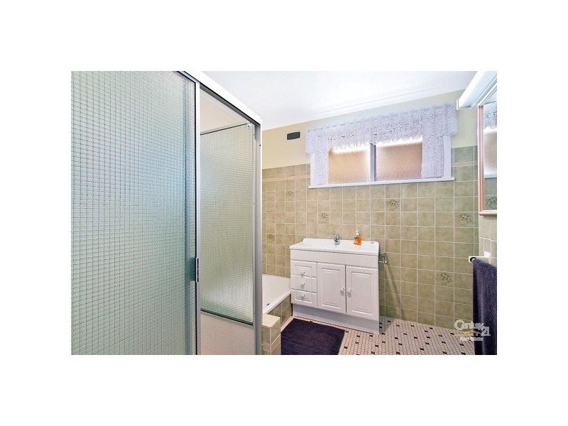 47 Bass Avenue, Killarney Vale NSW 2261