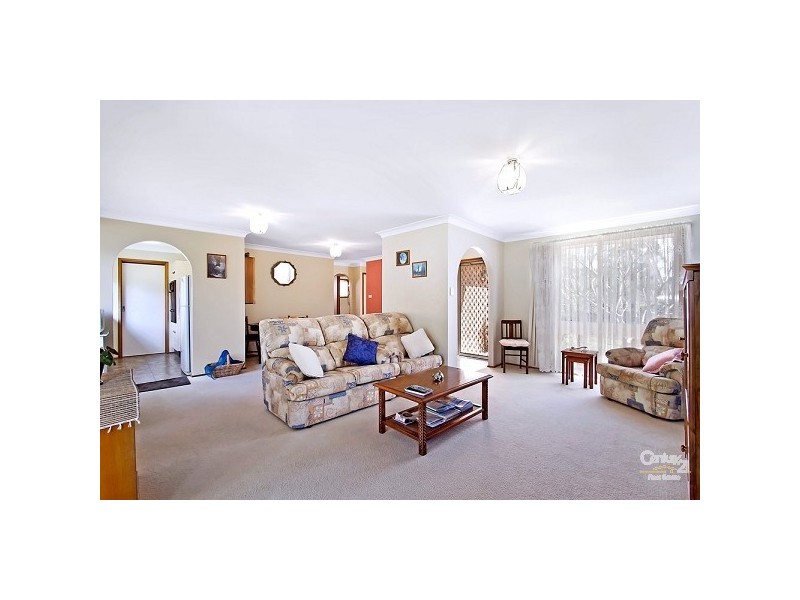 10 Sirius Avenue, Bateau Bay NSW 2261