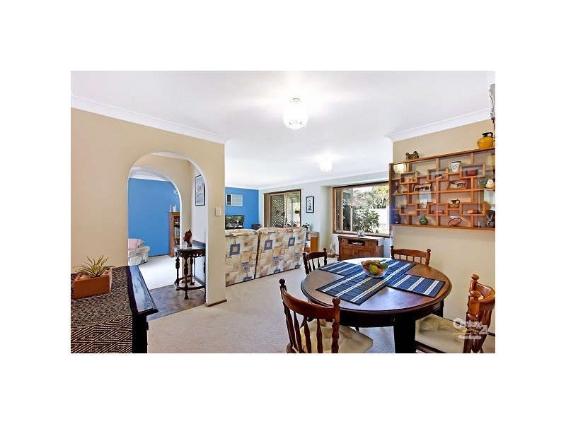 10 Sirius Avenue, Bateau Bay NSW 2261